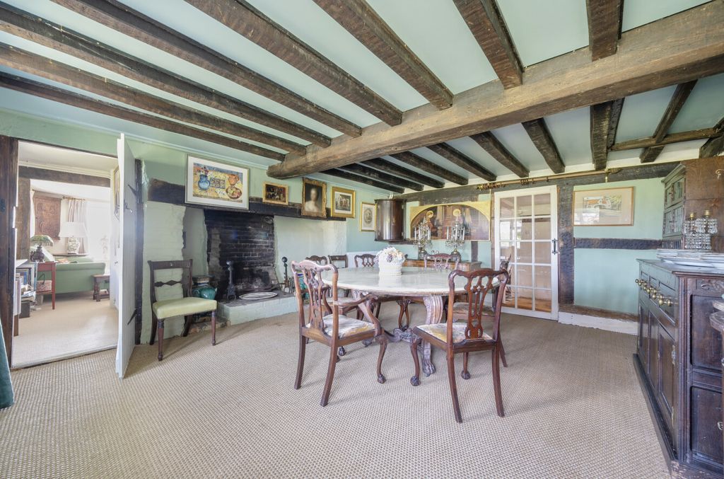 Property photo 3 of 13