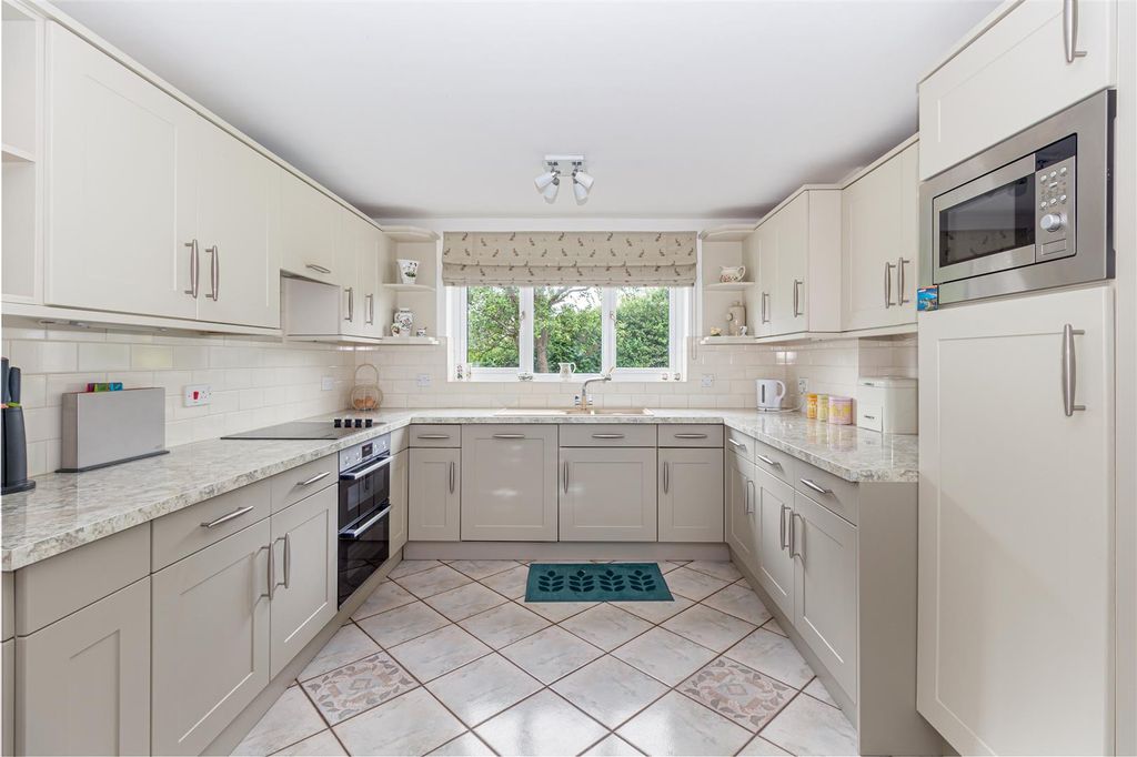 Property photo 2 of 40 Kitchen-2.Jpg