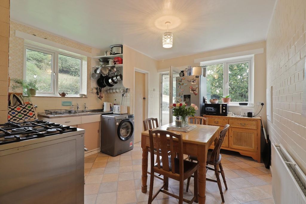 Property photo 3 of 25 Img_6202_1.Jpg