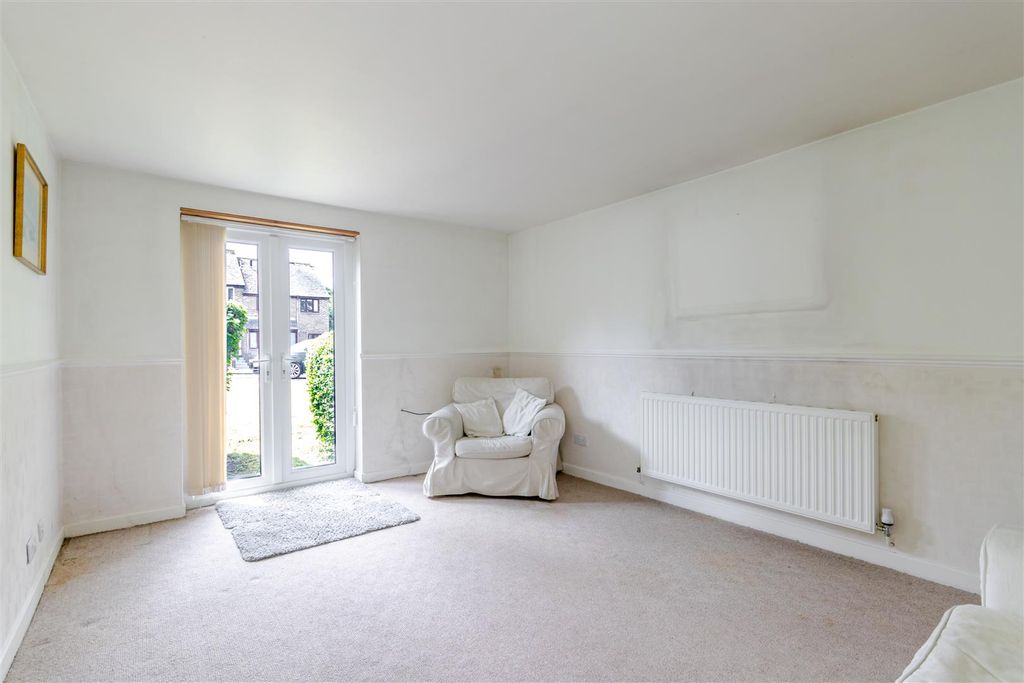 Property photo 3 of 17 Living 2.Jpg