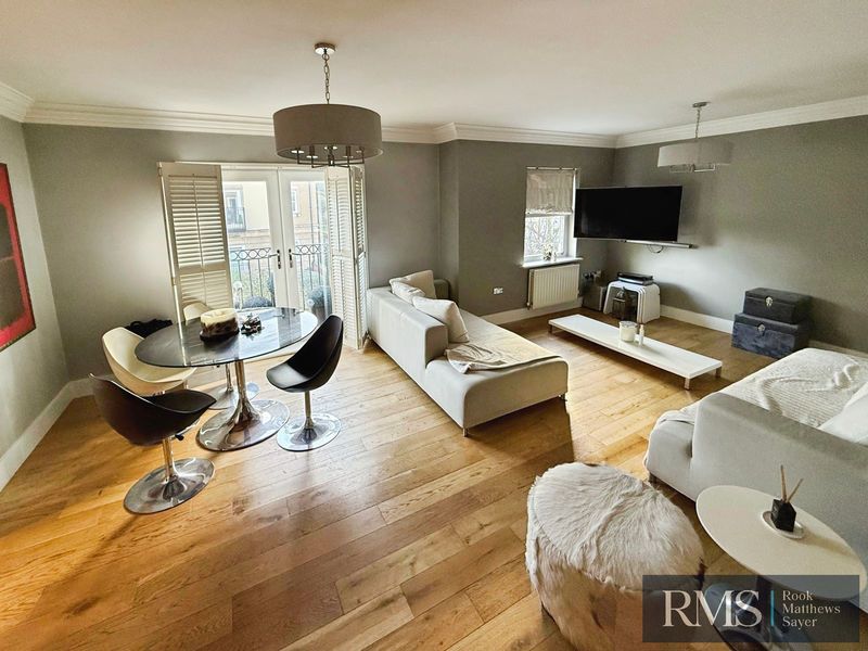 Property photo 3 of 9 Photo 9