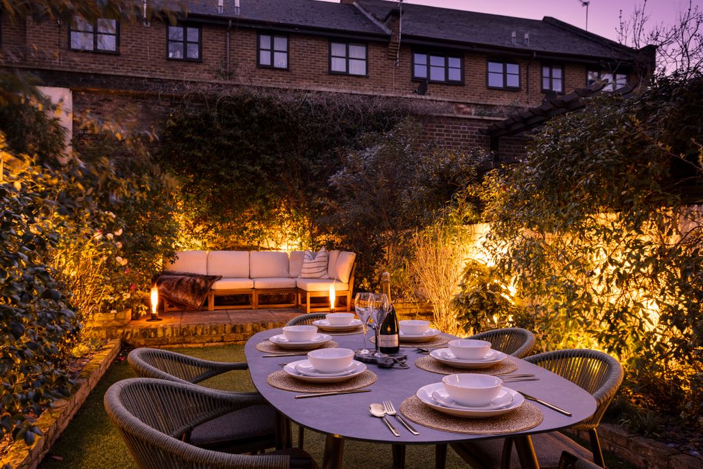 Property photo 3 of 19 Property