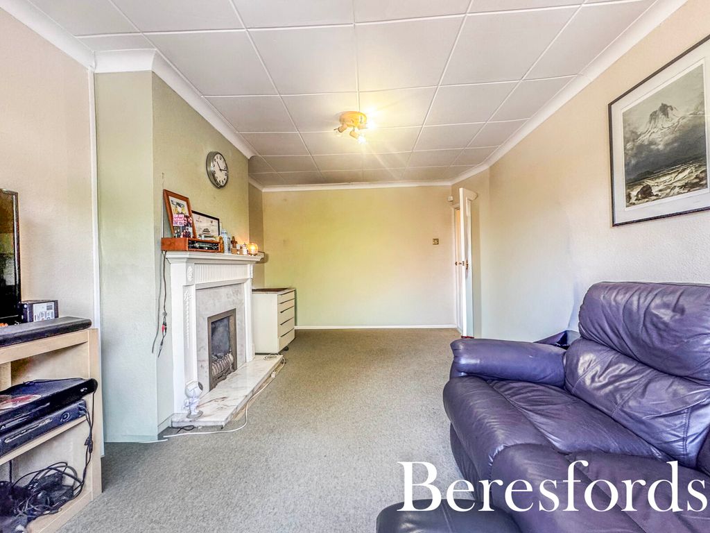 Property photo 3 of 11 Picture No. 24