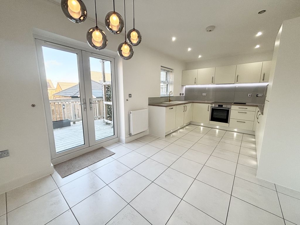 Property photo 3 of 30 Img_2763