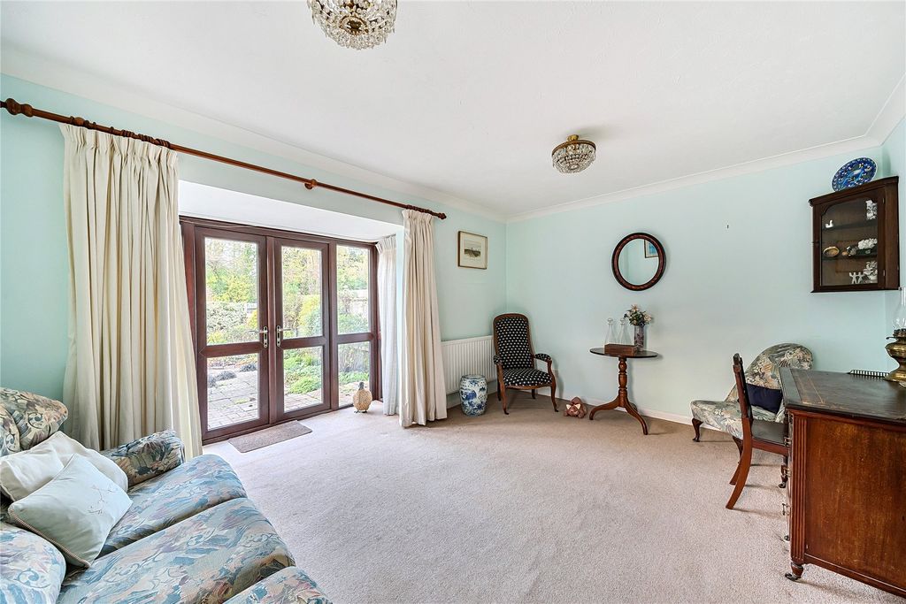 Property photo 3 of 21 Picture No. 11