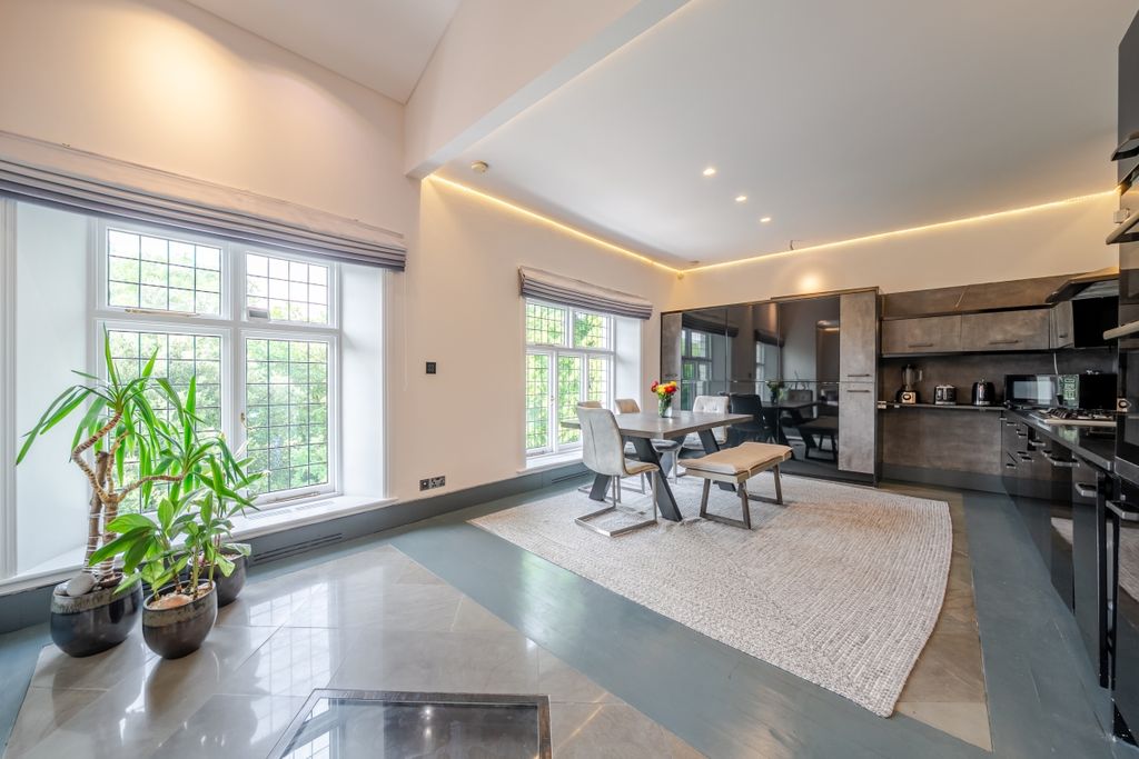 Property photo 1 of 15 1467942-5-6A1F242...