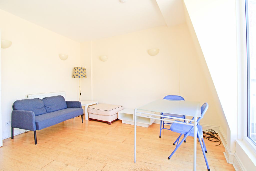 Property photo 3 of 7 Img_8935
