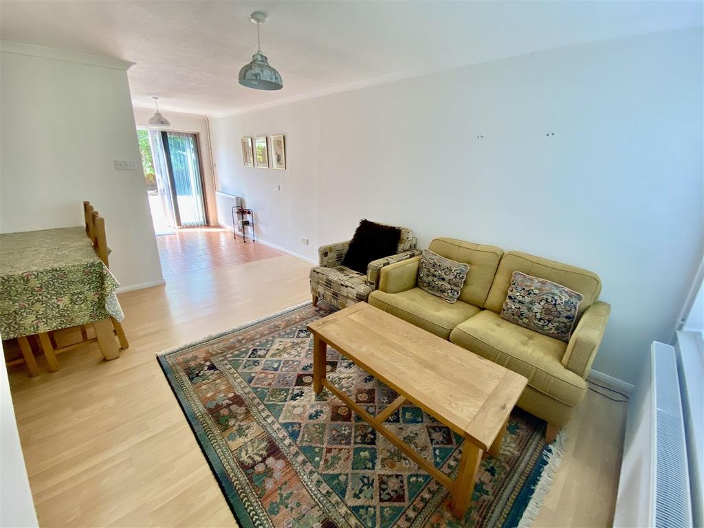 Property photo 3 of 14 Img_2214.Jpg