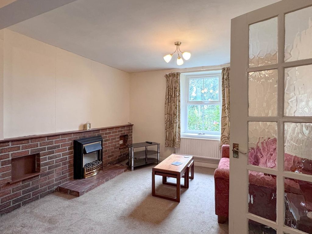 Property photo 3 of 33
