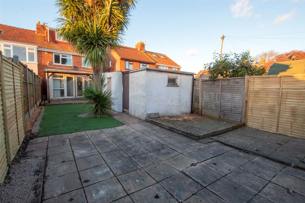 Property photo 2 of 24 Picture No. 04