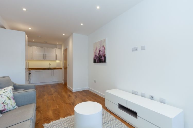 Property photo 1 of 8 235118
