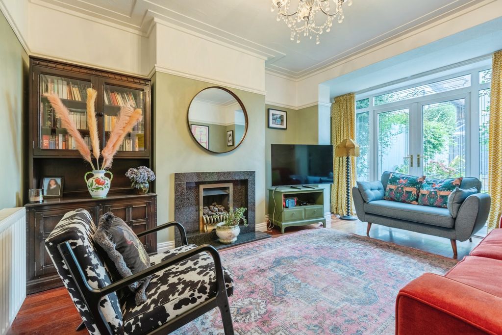 Property photo 3 of 14 Img_4155