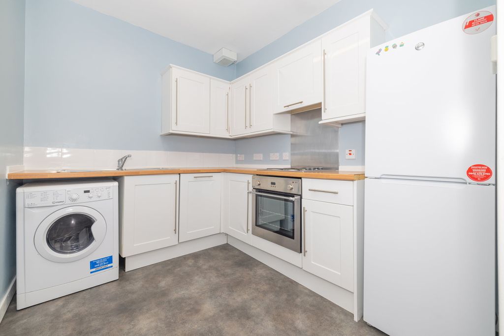 Property photo 2 of 16 Photo 2