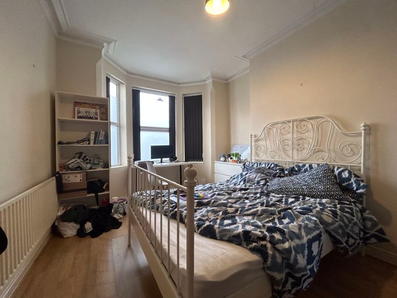 Property photo 3 of 7 Photo 4