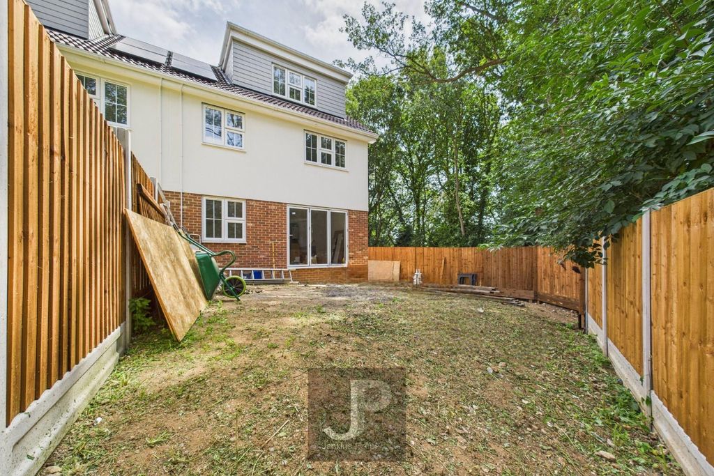 Property photo 2 of 5 Rear Garden