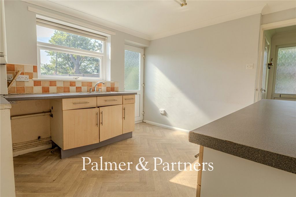 Property photo 3 of 15 Picture No. 04