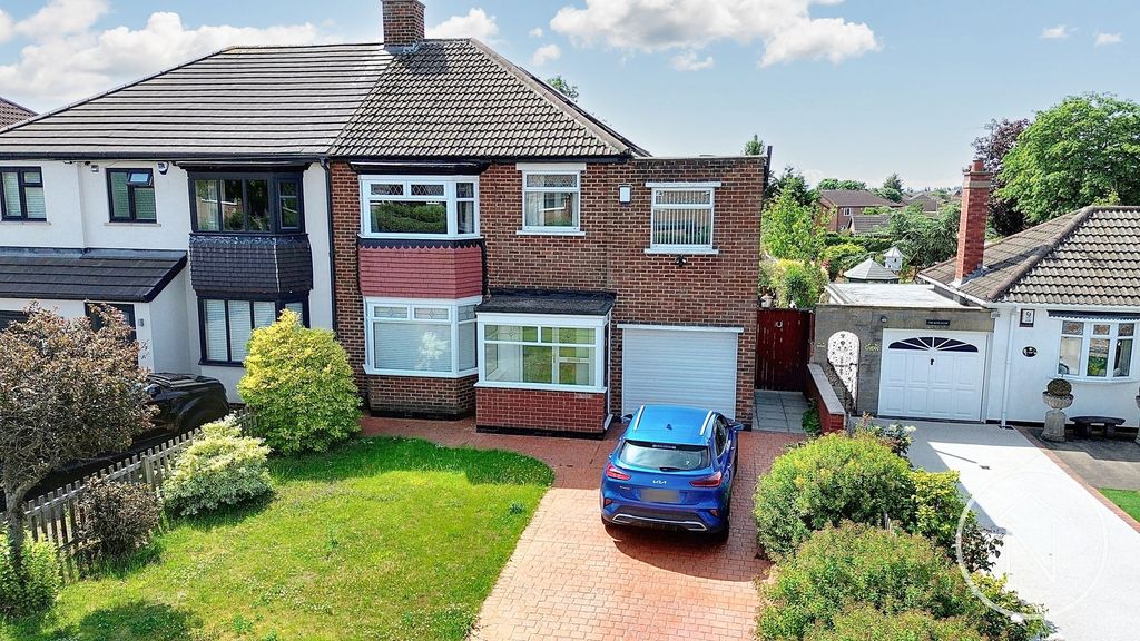 Property photo 1 of 30