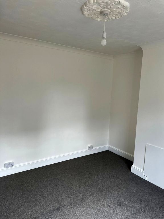 Property photo 3 of 20 1660919228140