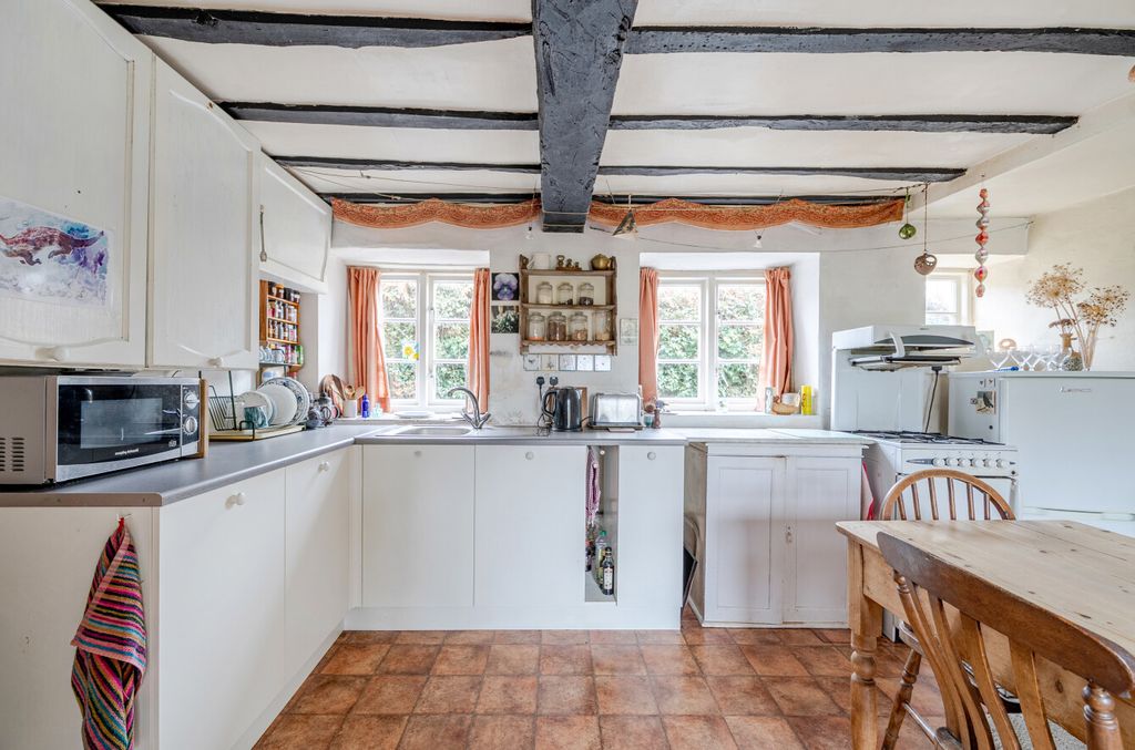 Property photo 2 of 21 Kitchen/Dining