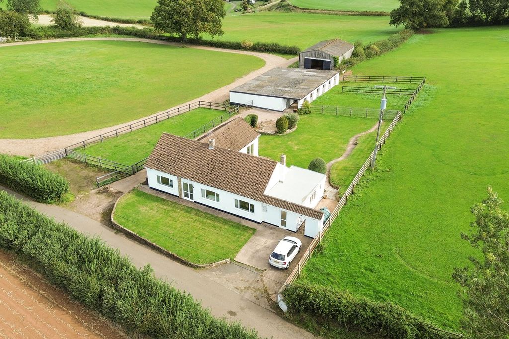Property photo 1 of 23
