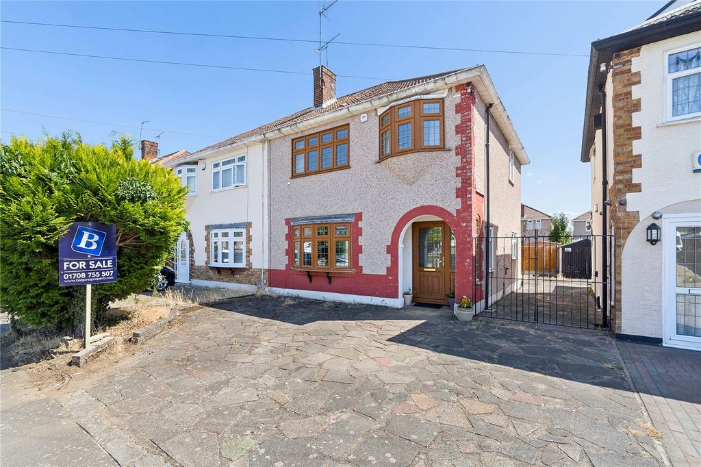 Property photo 1 of 12 Front