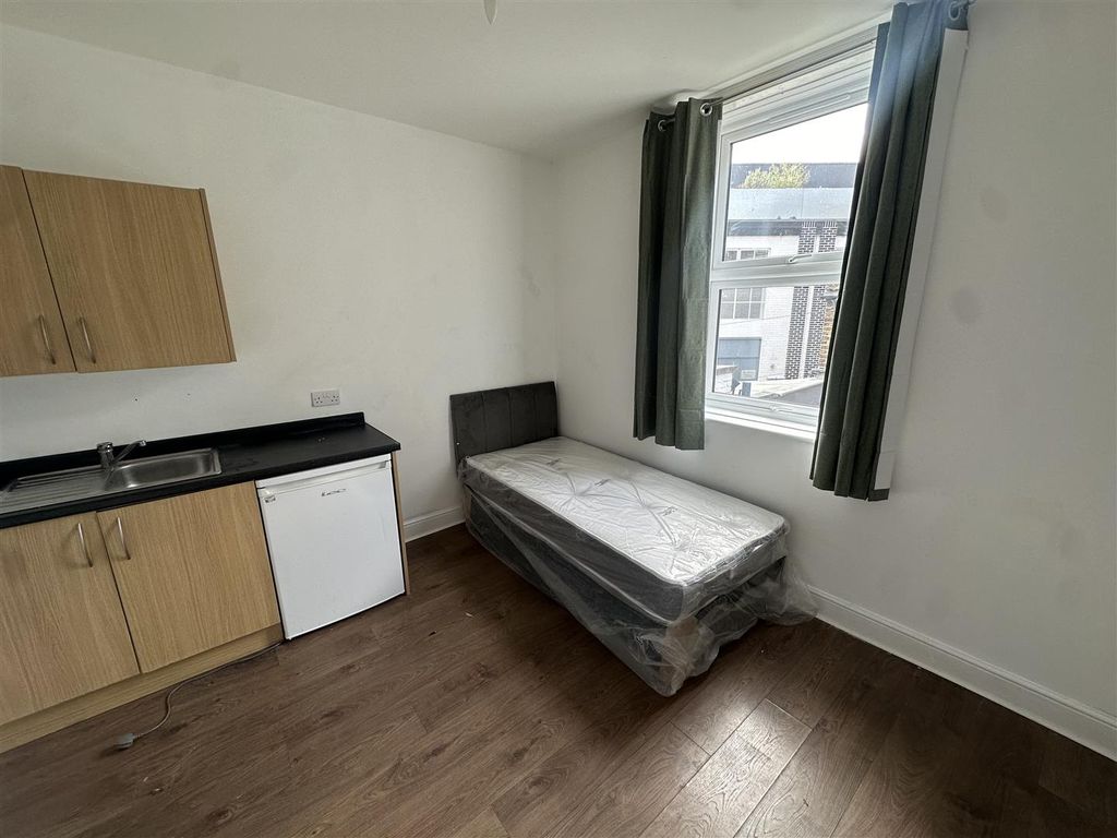 Property photo 1 of 2 Tempimagedxiu01.Jpg