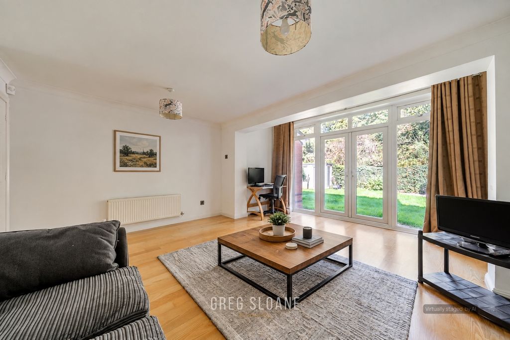 Property photo 3 of 18 2