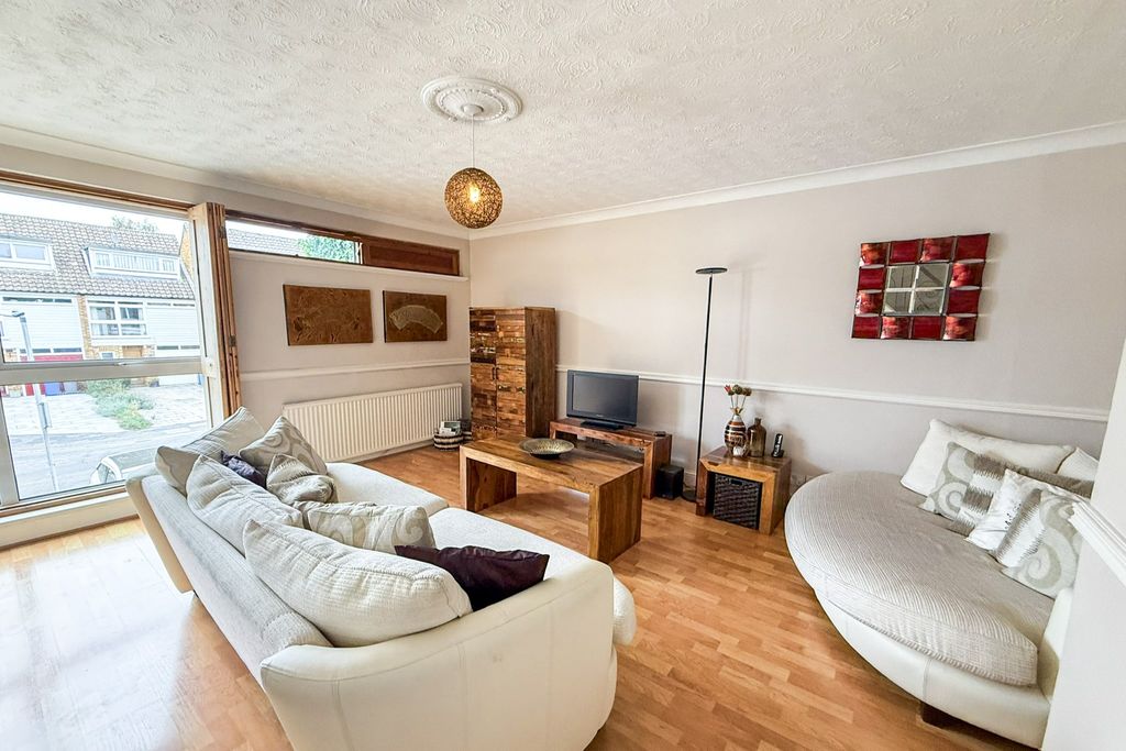 Property photo 3 of 13 Living Room