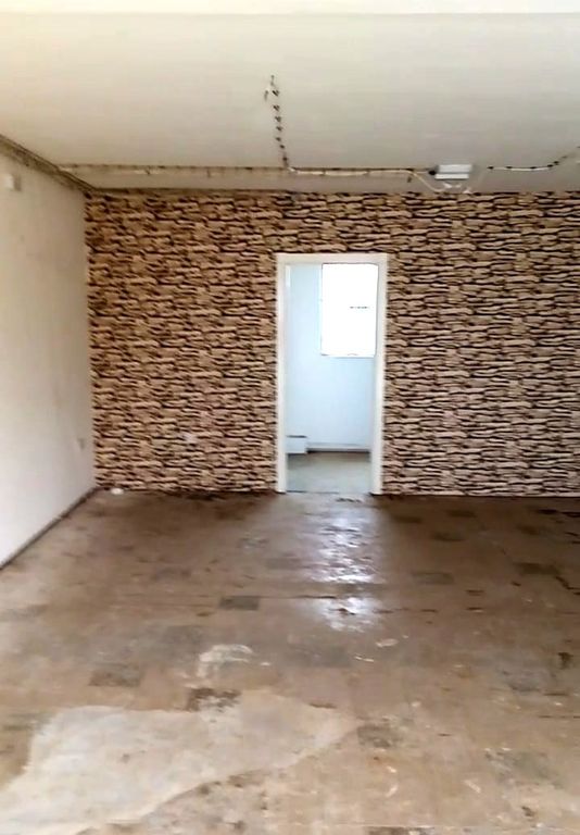 Property photo 3 of 5 Gallery