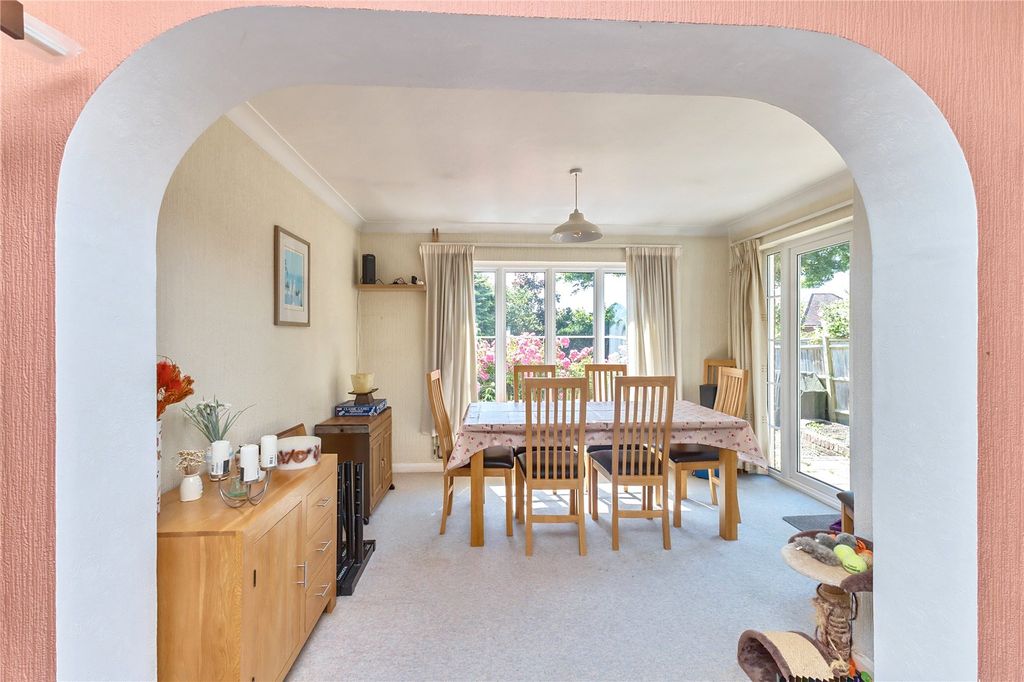 Property photo 3 of 15 Picture No. 01