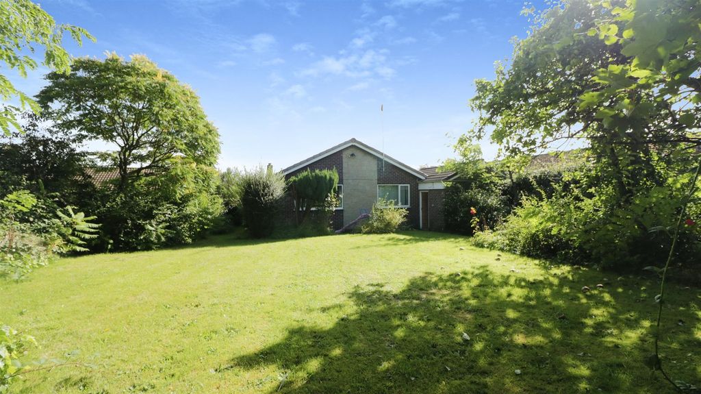 Property photo 3 of 14