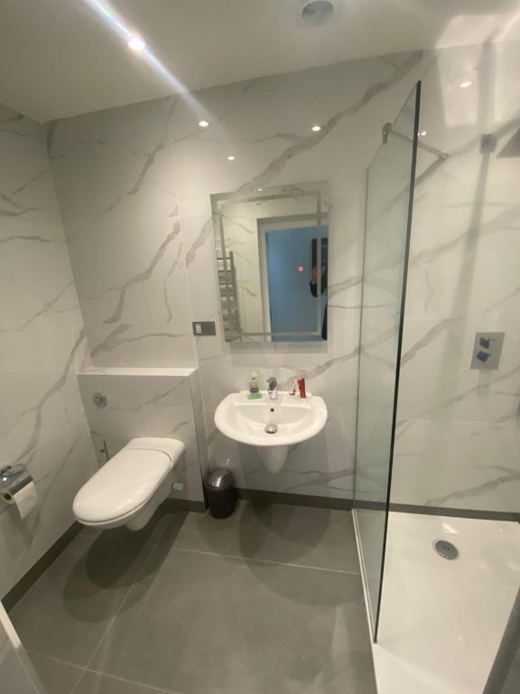 Property photo 2 of 3