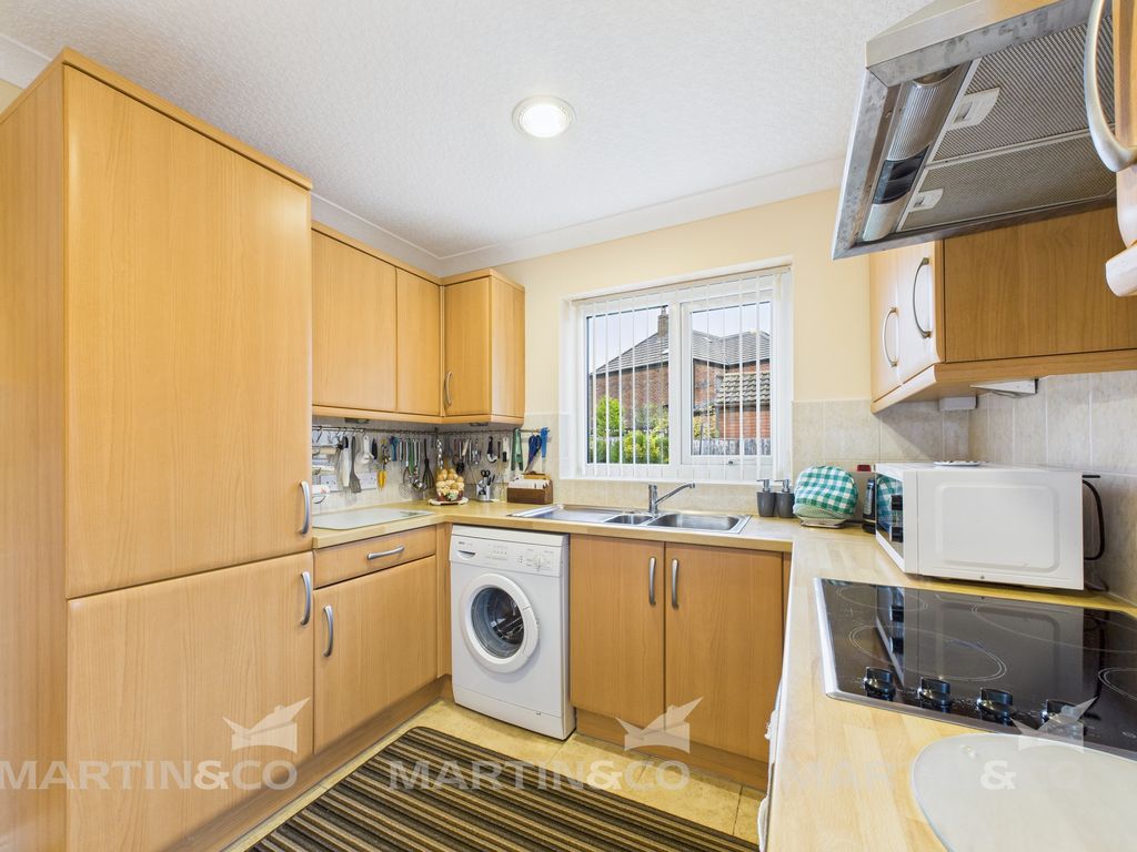 Property photo 3 of 15 Cam02406G0-Pr0533-Still025