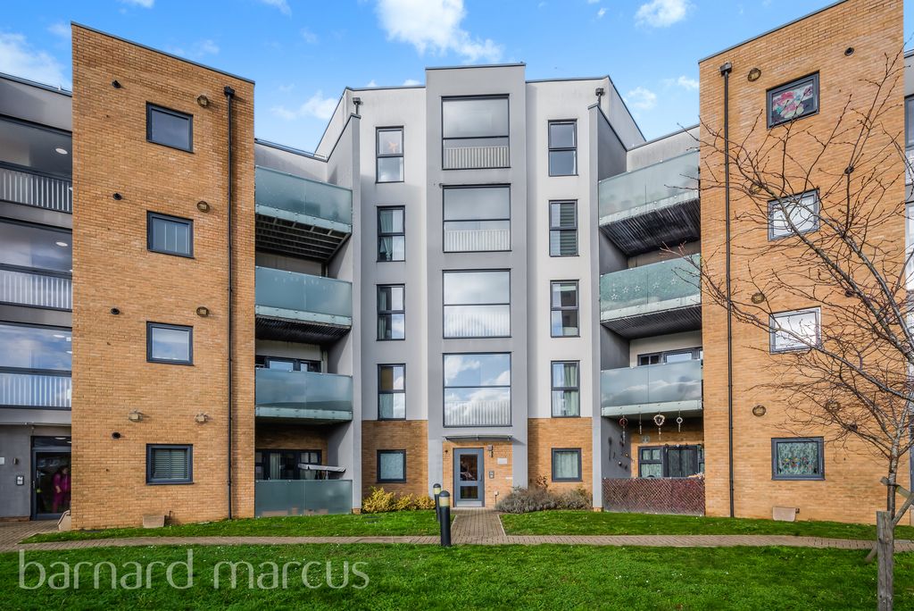 Property photo 1 of 7 Exterior