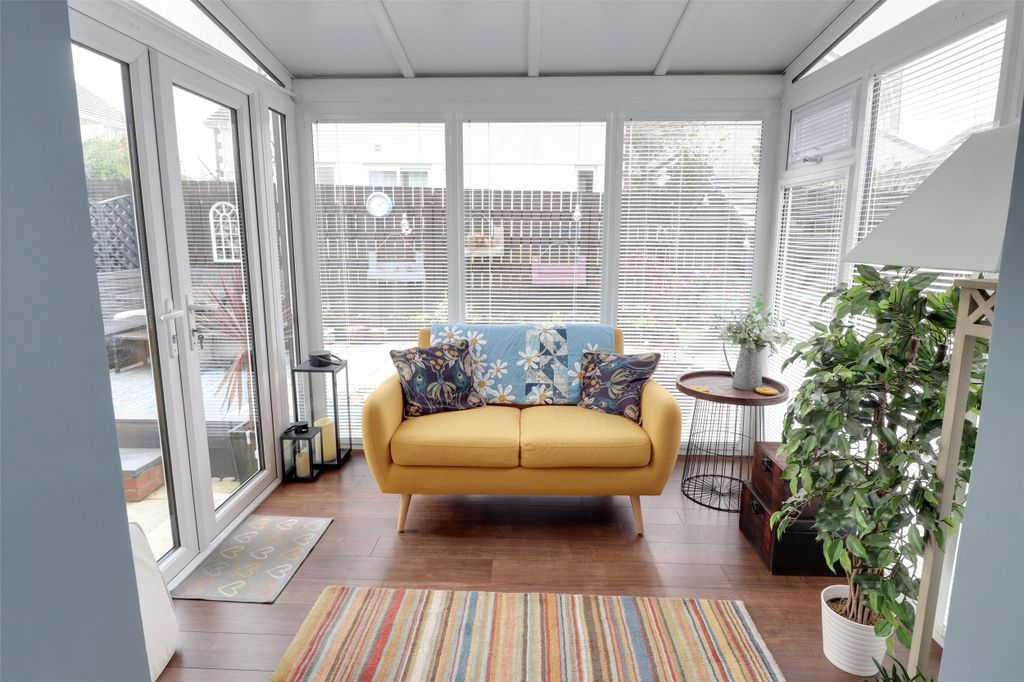 Property photo 3 of 14 3 - Picture No. 03