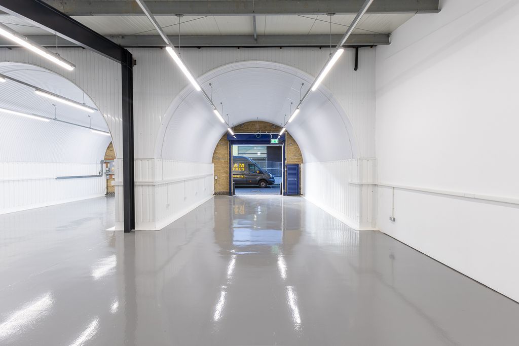 Property photo 3 of 8 An Empty Arch With White Lining