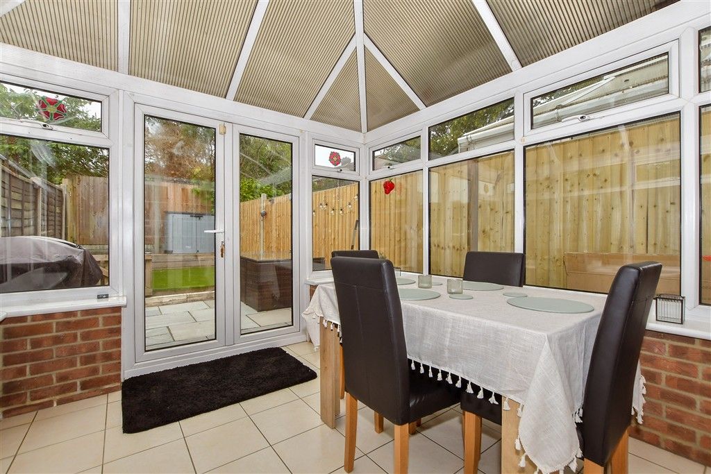 Property photo 1 of 10 Conservatory