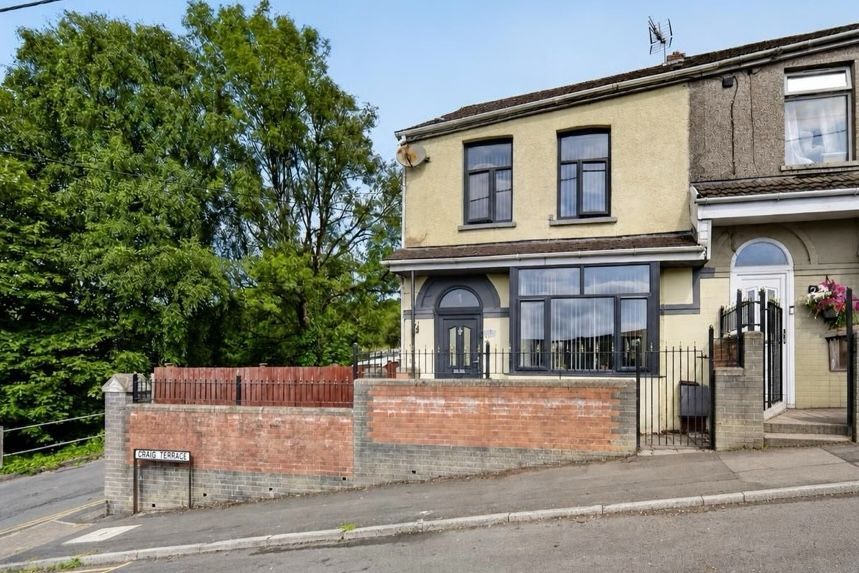 Property photo 1 of 30