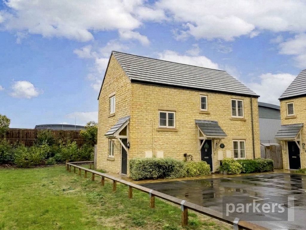 Property photo 1 of 13 External