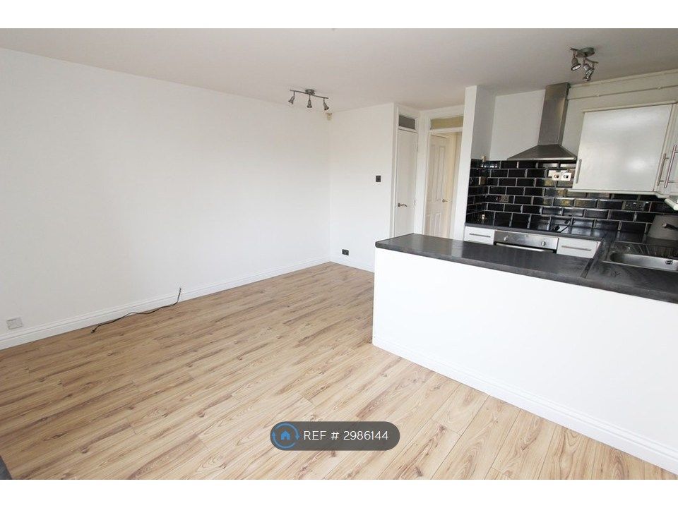 Property photo 2 of 4 Lounge