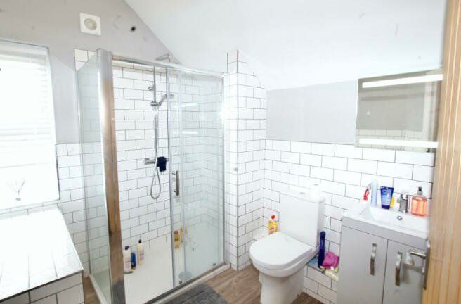 Property photo 3 of 7 Picture No. 06