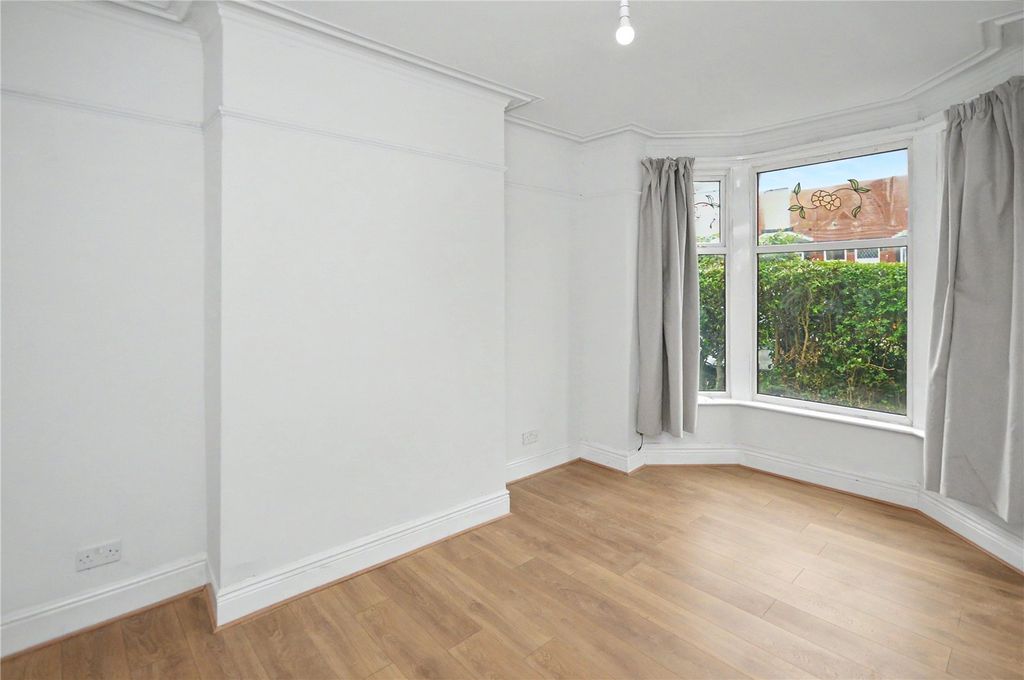 Property photo 3 of 11 Picture No. 09