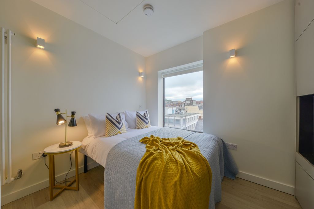 Property photo 3 of 12 Photo 4