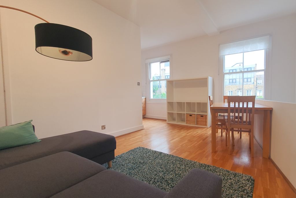 Property photo 2 of 7