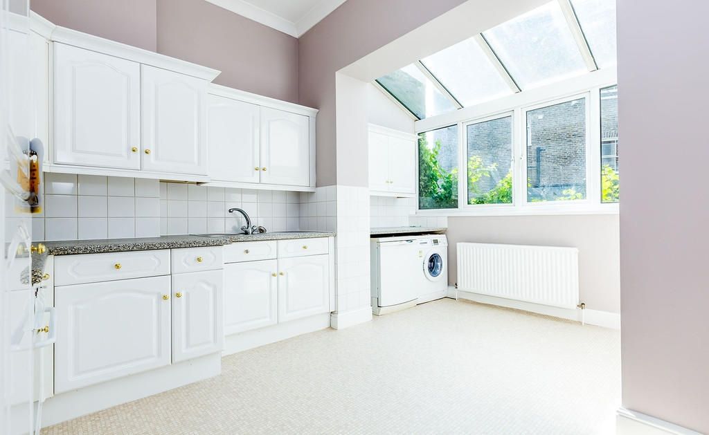 Property photo 2 of 8 Photo 2