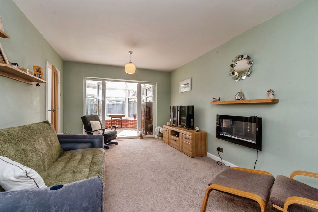 Property photo 2 of 20 Pbox-Img.Jpg