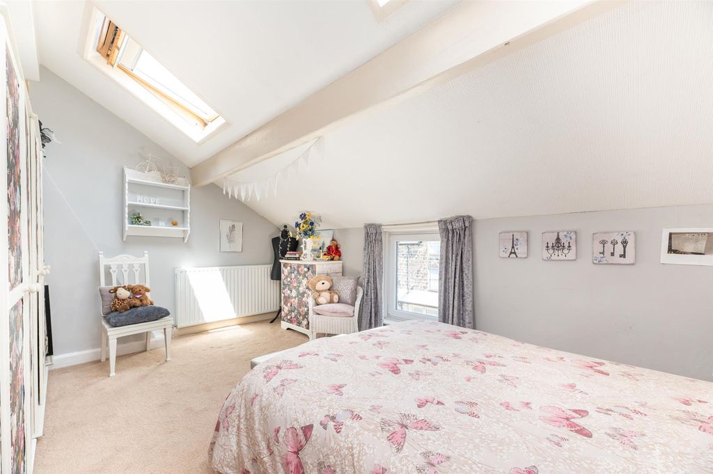 Additional image 18 of 4 bed property for saleManor Street, Otley LS21