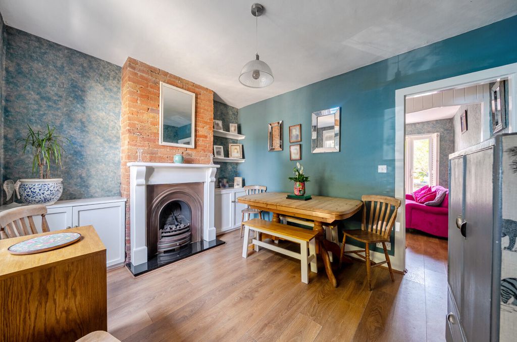 Property photo 3 of 20 1-6A181A7E9Ad3c-1...