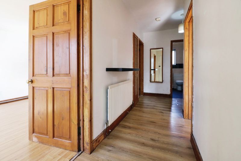 Property photo 2 of 17 Photo 9