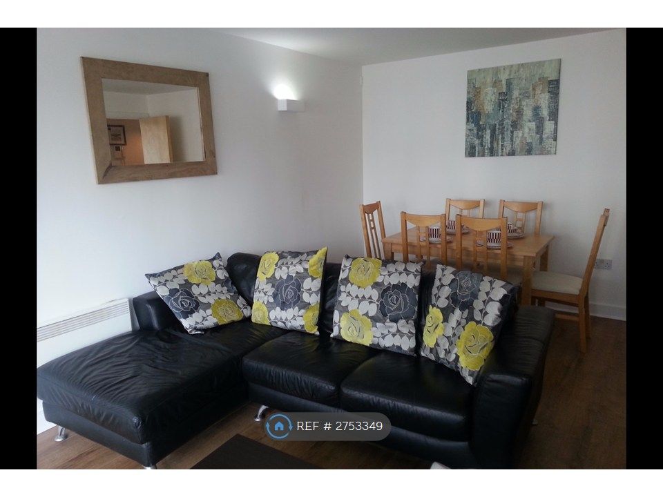 Property photo 2 of 24